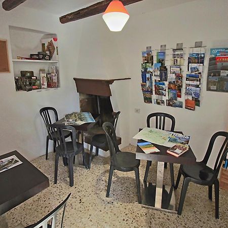 Nice Flat In Arcevia With Swimming Pool Luaran gambar