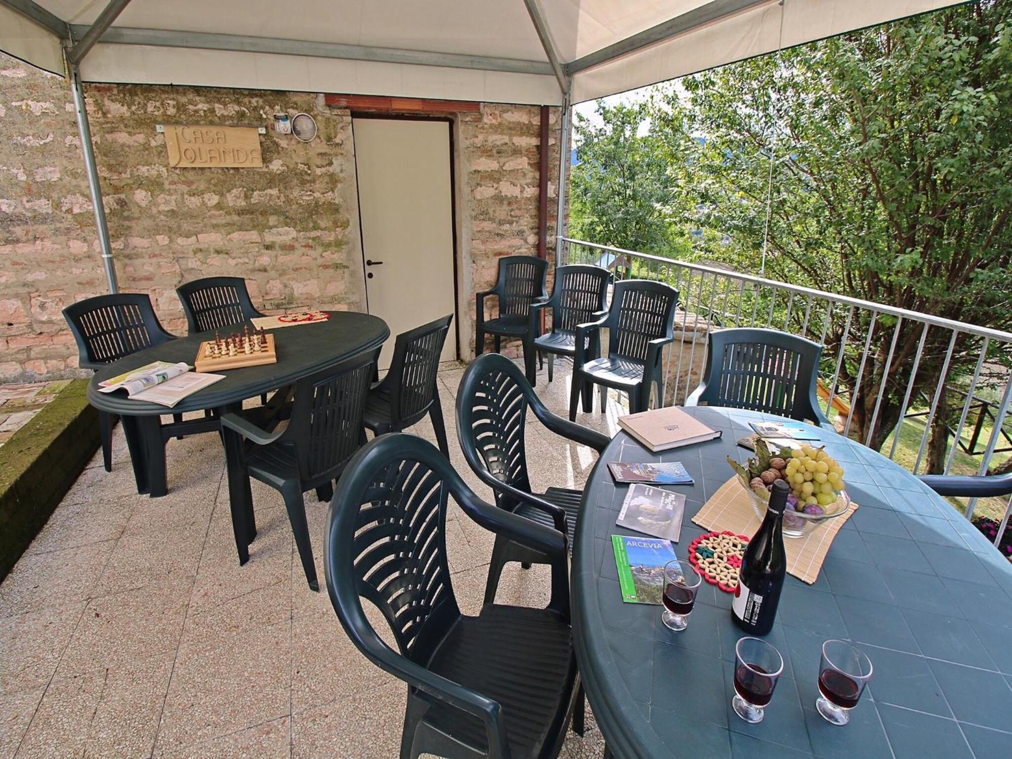Nice Flat In Arcevia With Swimming Pool Luaran gambar