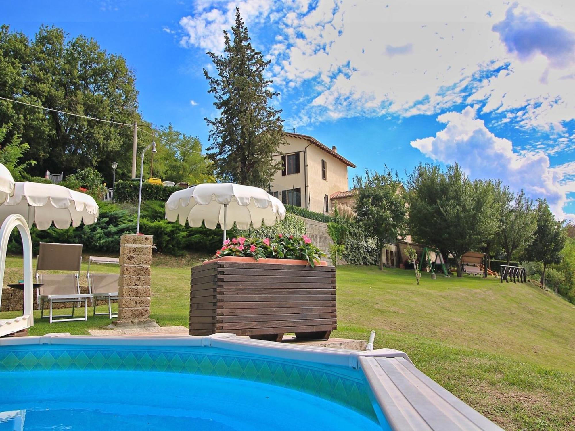 Nice Flat In Arcevia With Swimming Pool Luaran gambar