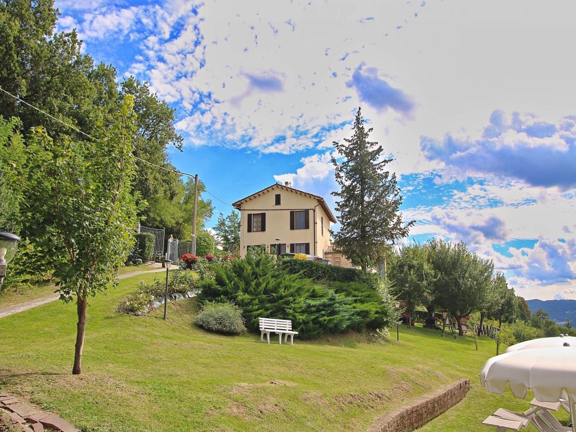 Nice Flat In Arcevia With Swimming Pool Luaran gambar