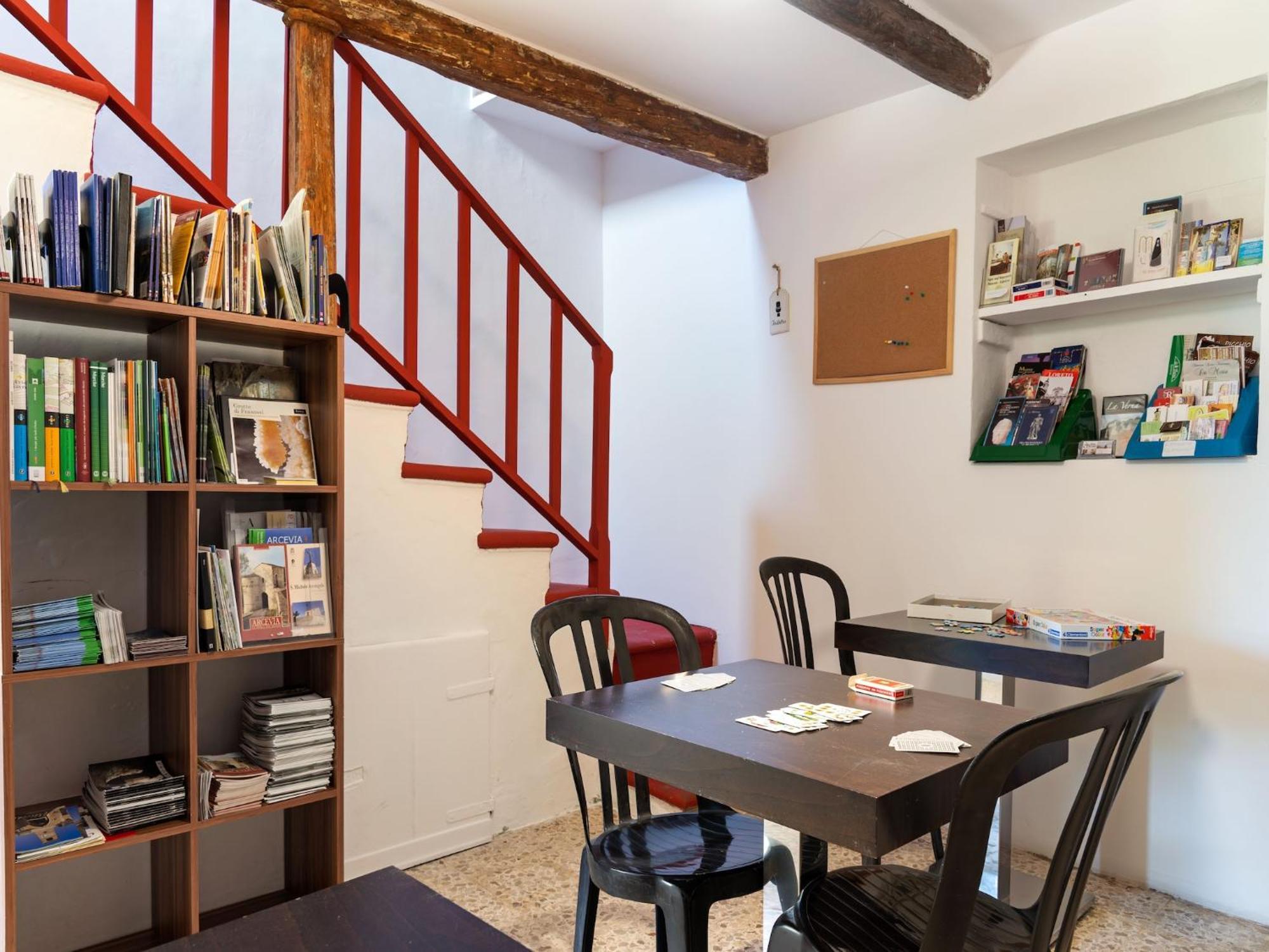 Nice Flat In Arcevia With Swimming Pool Luaran gambar